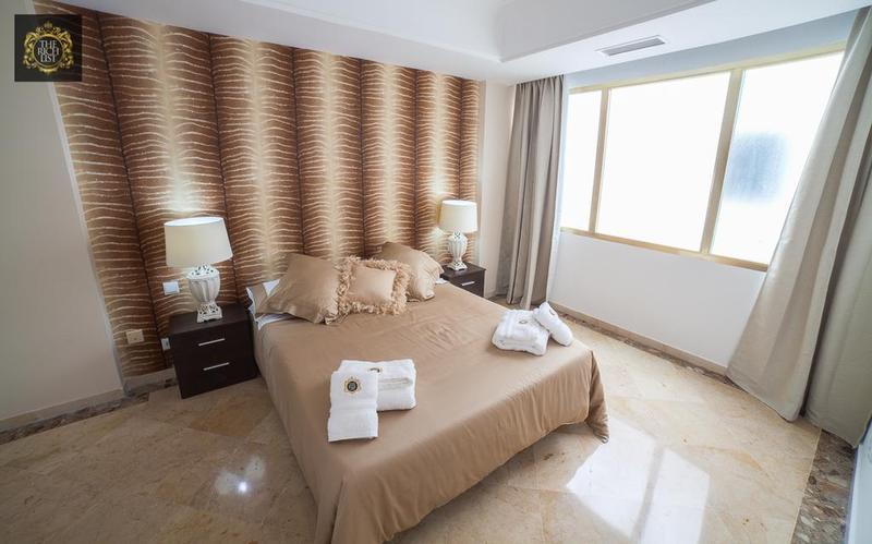 Banus Beach Aparthotel 4*