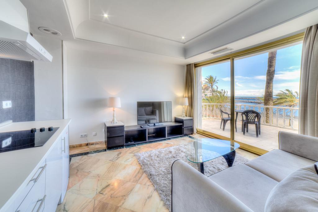 Banus Beach Aparthotel Marbella