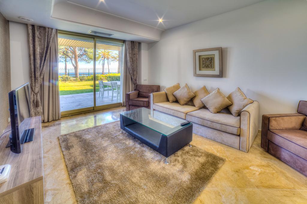 Aparthotel Banus Beach